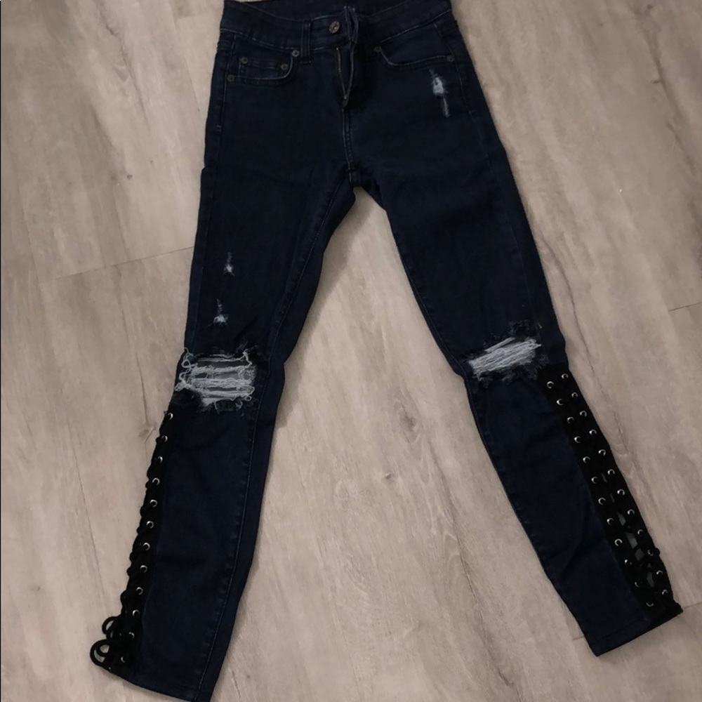 Ripped Carmar Jeans w/ Tie Detail